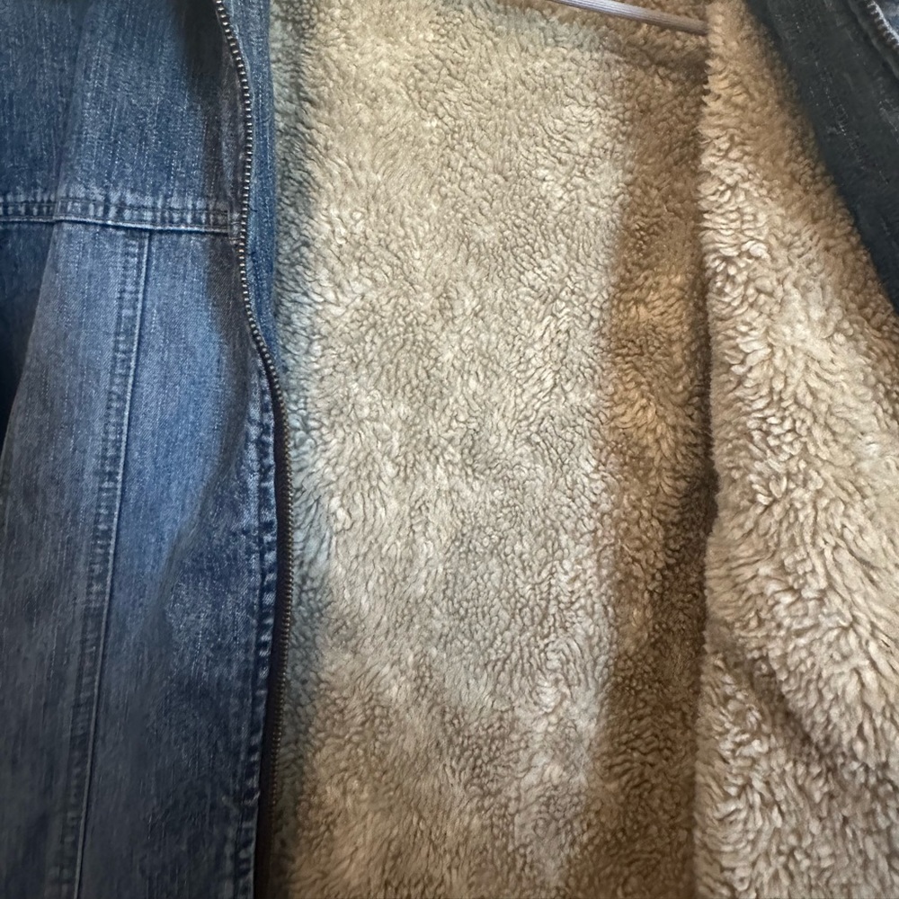 BB—Jean jacket - Picture 6 of 14
